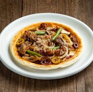 マフェビーフピザ / Maffe Beef Pizza