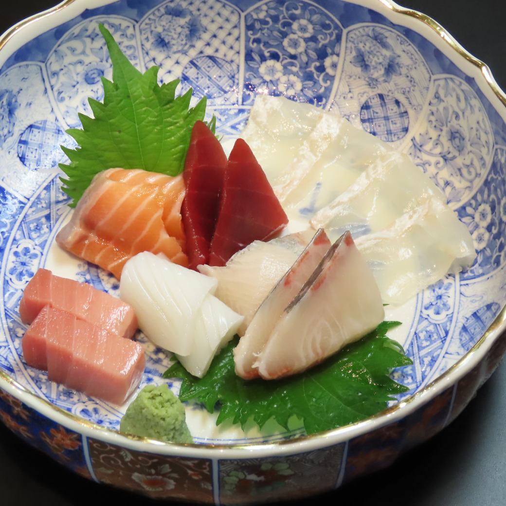 毎日関西から仕入れている新鮮な魚をお楽しみ下さい！