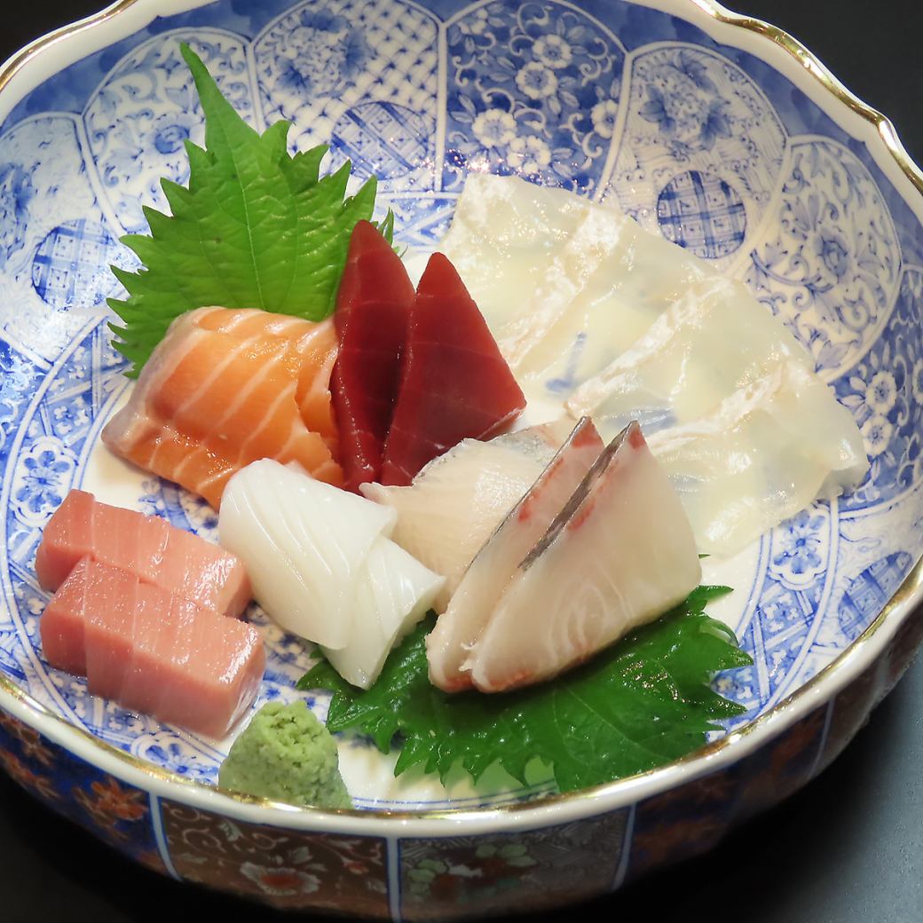 毎日関西から仕入れている新鮮な魚をお楽しみ下さい！