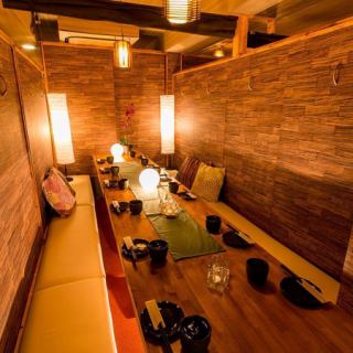 [Up to 15 people] Click here for a private room for medium-sized people! Please relax on the spacious sofa seats.A space like a hideaway is active in various scenes such as girls-only gatherings and dates!