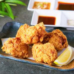 Deep-fried chicken at a seafood stall