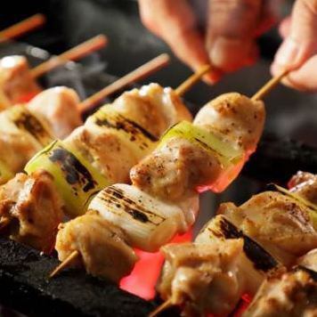 [All-you-can-drink draft beer for 3 hours] All-you-can-eat course including chilled oden, charcoal grilled yakitori and vegetable skewers