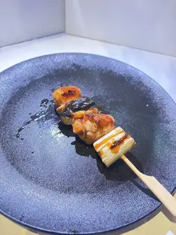 圧倒的!!葱間 ーねぎまー/鶏もも ーももー