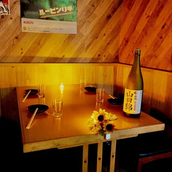 最划算的平日限定套餐,包含 3 小時無限暢飲,起價 2,980 日圓(含稅)。