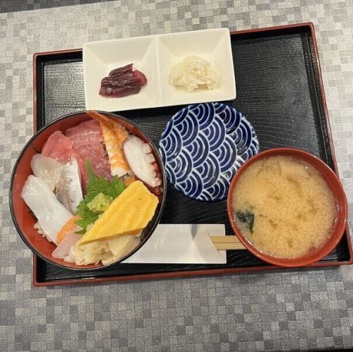 海鮮丼