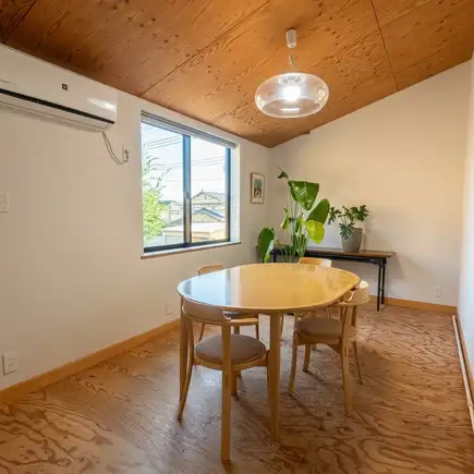 [Venue Rental: 2nd Floor Private Room] Seminar/Workspace + 1 drink included ★ 2 hours from 3300 yen (tax included)