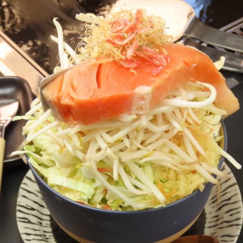 【鮭ちゃんちゃん焼きもんじゃ】