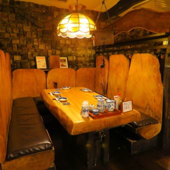 Private use is available for more than 50 people.Maximum banquet capacity is up to 80 people.Please feel free to contact us ♪