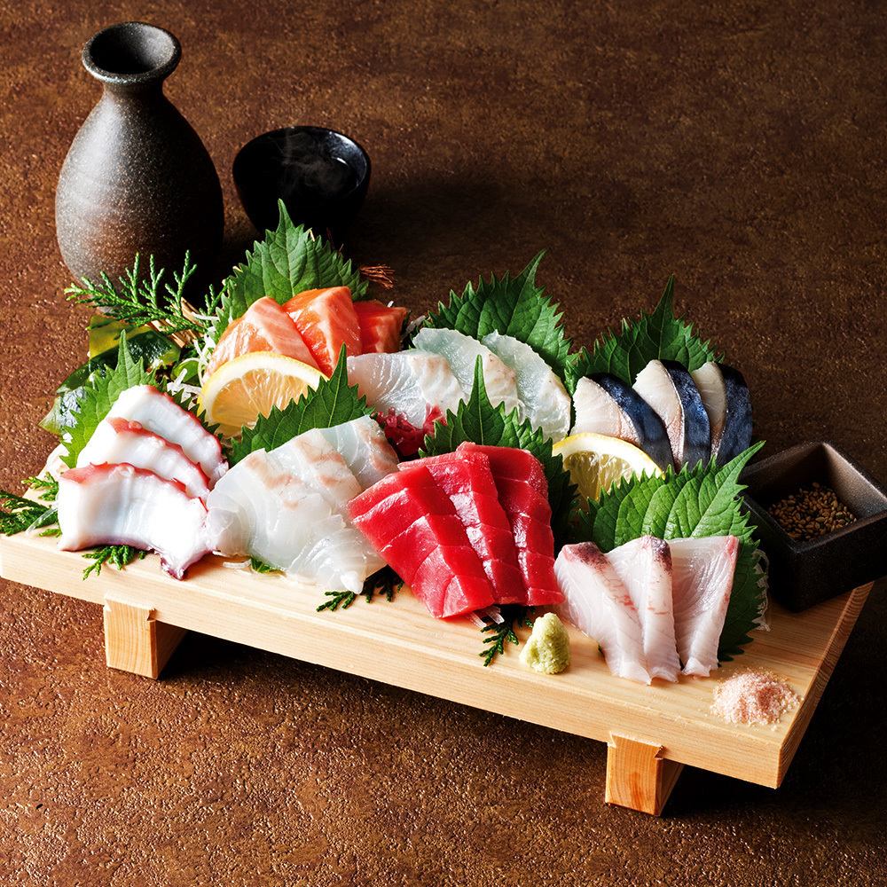 You can enjoy our proud sashimi platter at an affordable price.