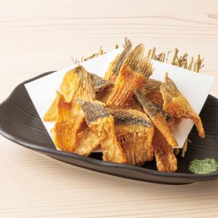 お魚骨せんべいあおさ調味塩添え/日本海産 ホタルイカの沖漬け/板わさ/海ぶどう　各