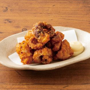 たこの唐揚げ/さきいかの天ぷら　各