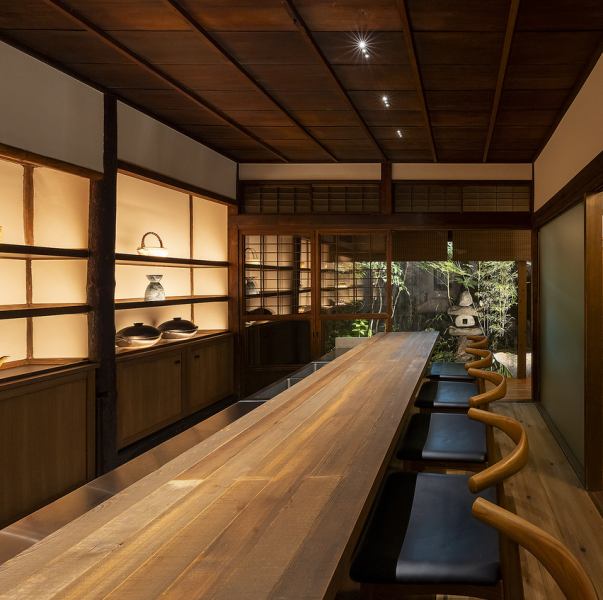 [Counter seats] The counter seats up to 6 people, making it the perfect space for a date.Enjoy your date in a calm Japanese atmosphere♪