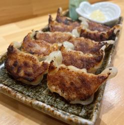パクパクギョーザ