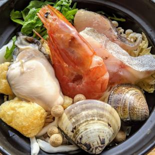 Seafood hotpot for 1 person (oysters, shrimp, clams, cod)