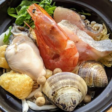 *预购单人火锅，海鲜火锅1人份，1,750日元，（生蚝、大虾、鱼白）