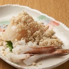 魷魚刺身配山芥末