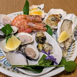 生牡蠣or焼き牡蠣 選べる海鮮食べ比べ　シーフードプラッター
