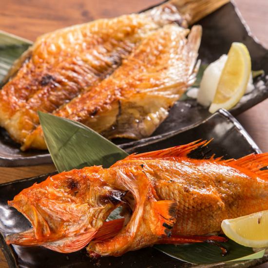 후나바시 시장에서 매일 구매하고 있는 생선을 정성껏 제공해드립니다.