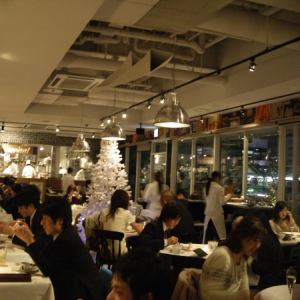 貸切最大120名様まで対応！立食なら200名超えも◎平日は10名程でも貸切ご相談させていただきます。週末でも20名様程で貸切可能。各フロア、マイク&プロジェクター完備。企業宴会はもちろん、同窓会、異業種交流会、何でもご相談くださいませ。