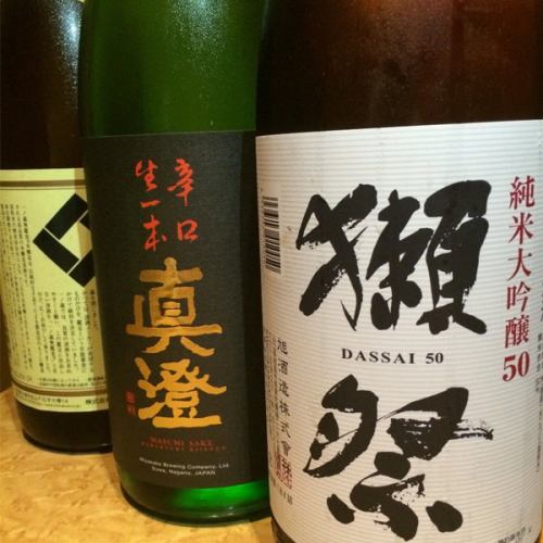 We have a large selection of carefully selected sake and shochu ♪ Please enjoy the famous sake from all over Japan to your heart's content in Kakureno ♪