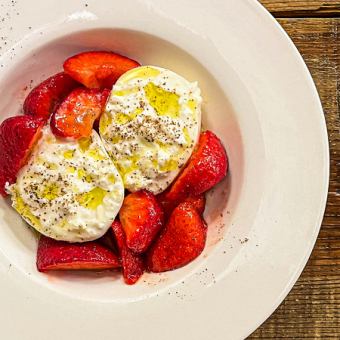 "Girls' Night Out" Popular Burrata Cheese and Strawberry Sparkling Wine! 3 hours of all-you-can-drink for 6,000 yen