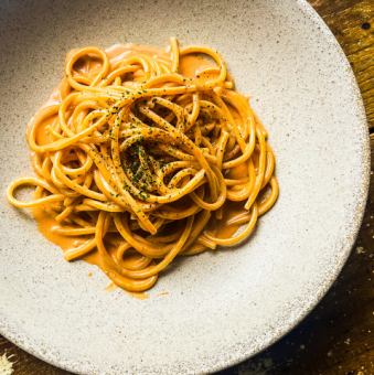 シンプルなオマールソースパスタ