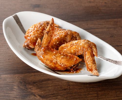 Fried chicken wings (4 pieces)