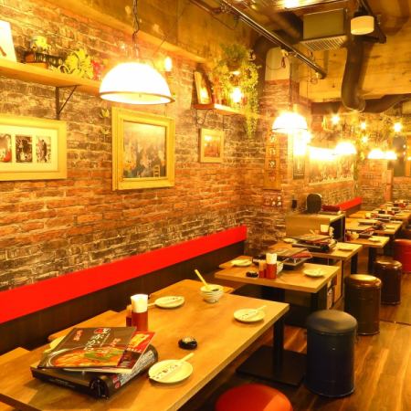 We also accept store reservations! 2 people up to 50 people can use the store! When renting out a store, we ask for a minimum of 40 people.We offer a 7-dish, 2-hour all-you-can-drink meal for 4,400 yen (tax included) that is perfect for banquets as well as everyday use! Plans without all-you-can-drink options are also available.