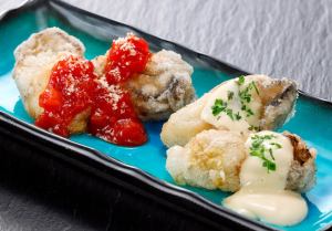 <박람회 한정> 굴 튀김 (토마토와 마요 소스)