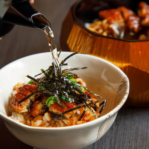 こだわり食材や静岡の地酒 花の舞をご用意…。