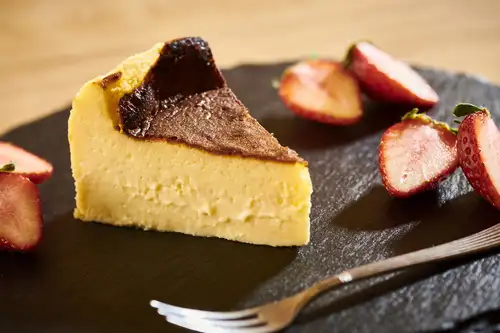 バスクチーズケーキ