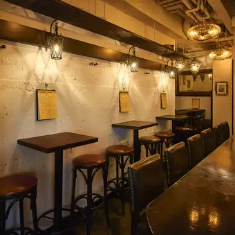16名様程度のグループ宴会などは、店内大変狭いですが、お気軽にお問い合わせ下さいませ。