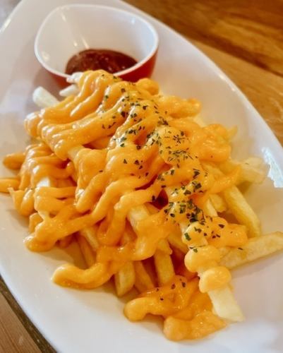 French fries with cheddar cheese sauce