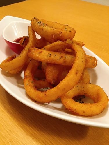 Crunchy onion ring fries