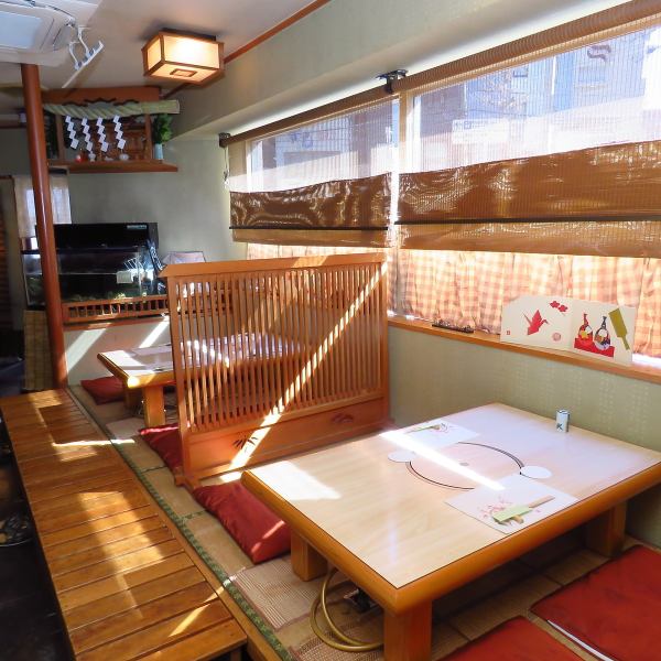 [Comfortable tatami room♪] The tatami room can be booked for up to 12 people by combining the tables! It is a tatami room where you can relax and relax, so it is perfect for after work or for various banquets. Please feel free to use it!