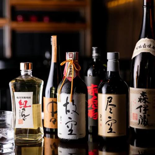 Enjoy fine sake from all over the country! We have a wide selection of local sake.