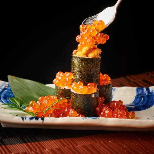 Enjoy the freshest seafood! Savor the finest seafood delivered directly from the Sea of Japan.