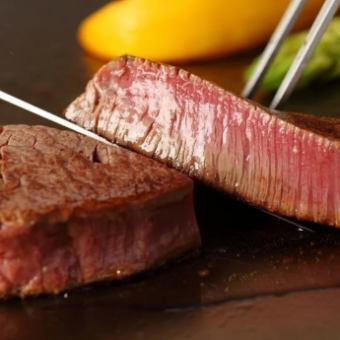 [Japanese Black Beef Steak Course] A luxurious course centered around meat