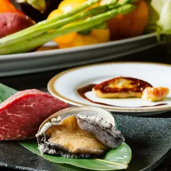 【ランチ/なにわコース】季節のオードブル・フォワグラ・活け蝦夷鮑・国産牛など全8品　13,500円
