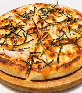 Japanese-style mochi pizza