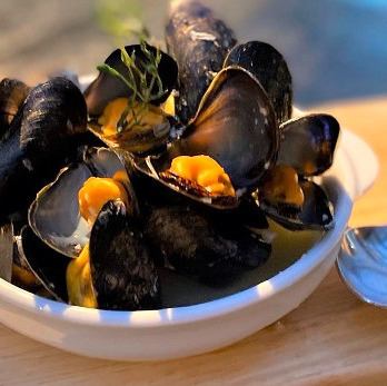 ムール貝の白ワイン蒸し