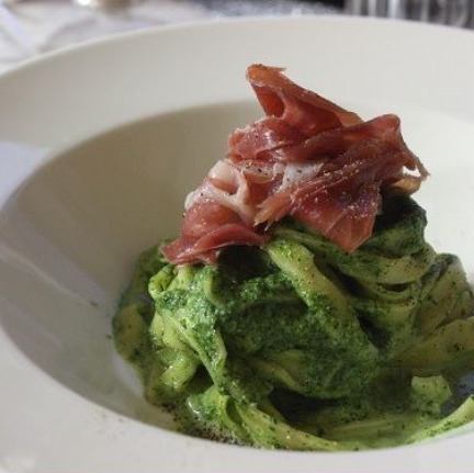 ジェノベーゼクリーム~生ハムのせ