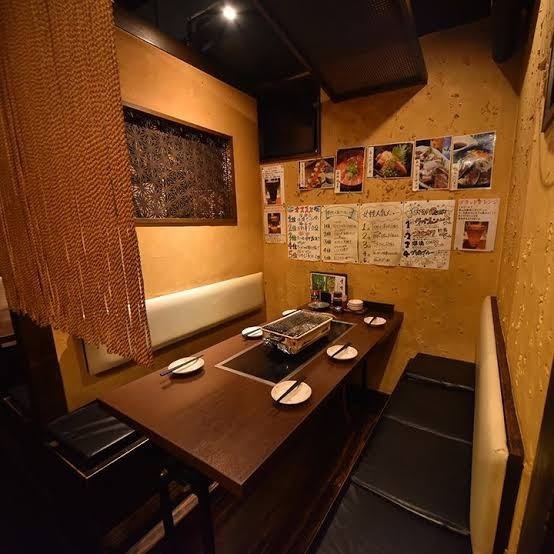 [Popular semi-private rooms available] Various scenes can be created on the table ♪ Semi-private rooms can accommodate 3 to 6 people ★ You can create various scenes such as small banquets!! The popular indoor BBQ is also possible in the semi-private rooms. !!