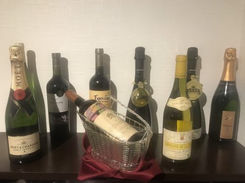 濃郁的葡萄酒和香檳！