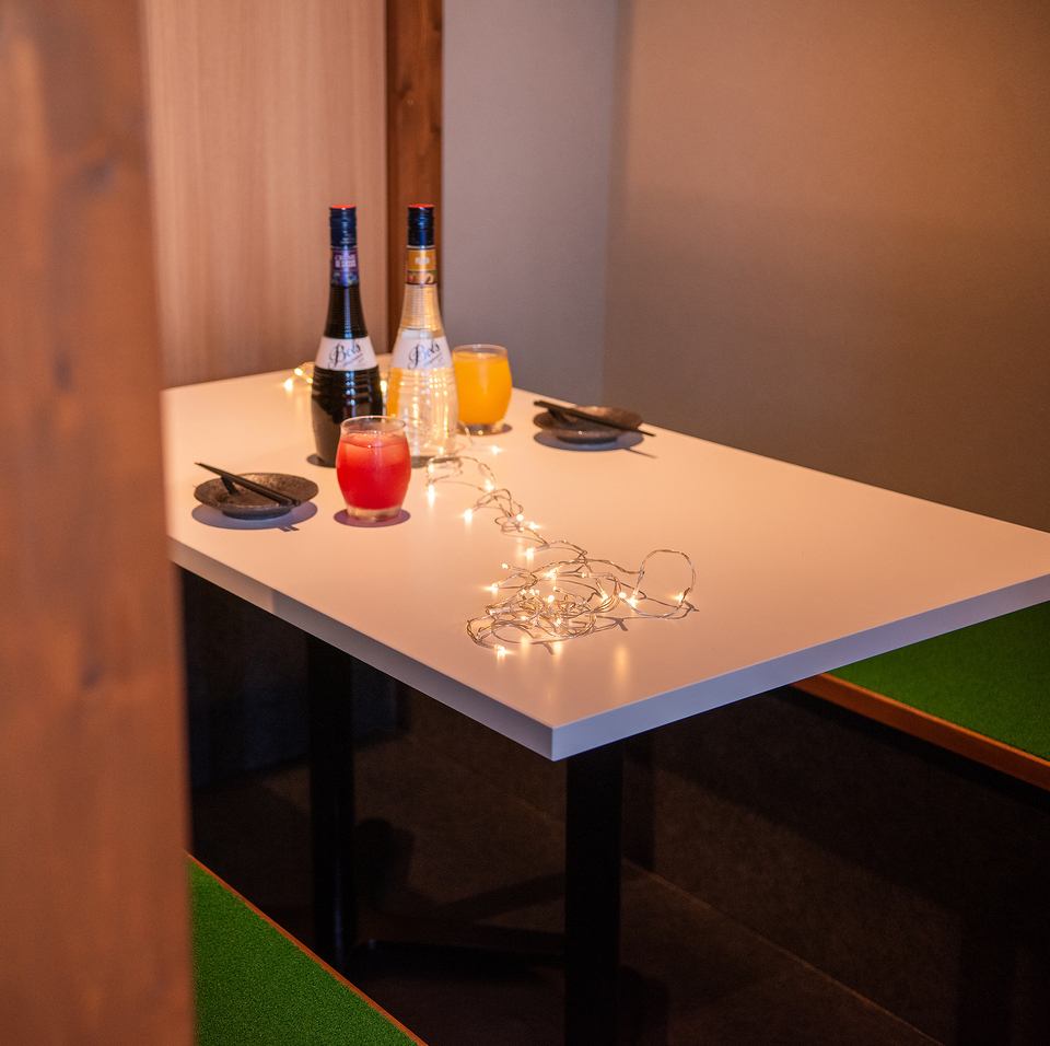 全席扉付き完全個室/単品飲み放題1100円/無制限飲み放題1650円