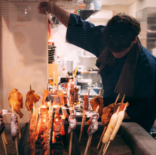 落ち着きと賑わいが共存!和韓融合のモダンな大衆居酒屋