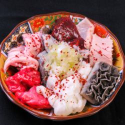 ホルモン盛り 込み(赤）/秘伝のタレ（白）さっぱりタレ