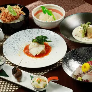 季節味覚を楽しむ「京魚コース」