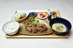 Salted rice malt fried chicken lunch