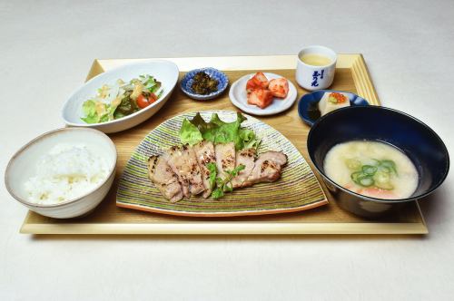Pork loin marinated in sake lees lunch